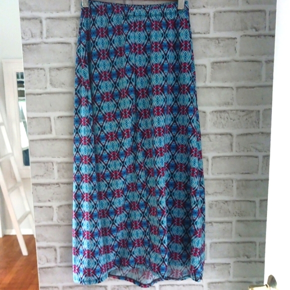 Girls • Girl's Long Colorful Abstract Design Maxi Skirt - Picture 3 of 9